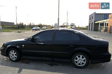 Седан Chevrolet Evanda 2005 в 