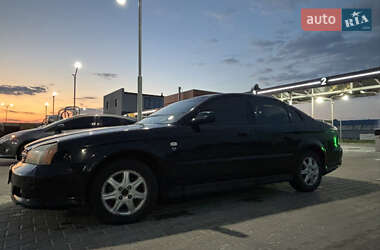 Седан Chevrolet Evanda 2005 в 