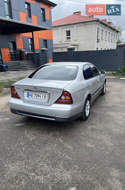 Седан Chevrolet Evanda 2005 в 
