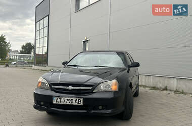 Седан Chevrolet Evanda 2005 в 