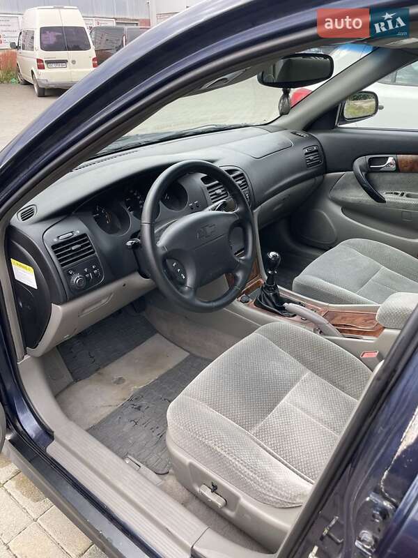 Chevrolet Evanda 2004