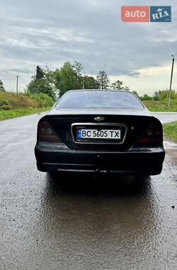 Седан Chevrolet Evanda 2006 в 