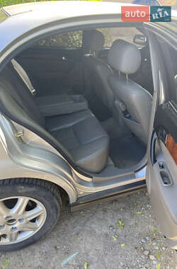 Седан Chevrolet Evanda 2005 в 