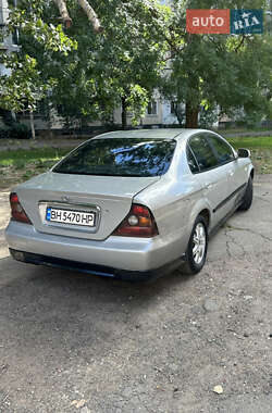 Седан Chevrolet Evanda 2005 в 