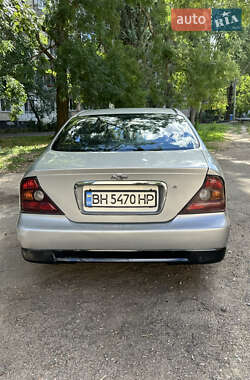 Седан Chevrolet Evanda 2005 в 