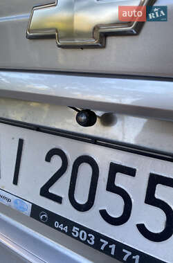 Седан Chevrolet Evanda 2005 в 