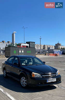 Седан Chevrolet Evanda 2006 в 