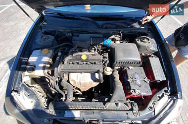 Седан Chevrolet Evanda 2006 в 