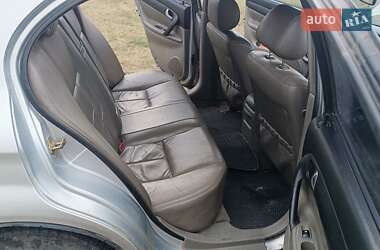 Седан Chevrolet Evanda 2006 в 