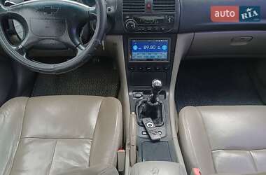 Седан Chevrolet Evanda 2006 в 