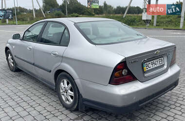 Седан Chevrolet Evanda 2005 в 