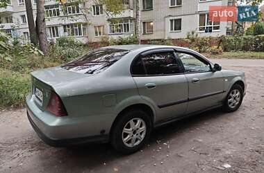 Седан Chevrolet Evanda 2004 в 