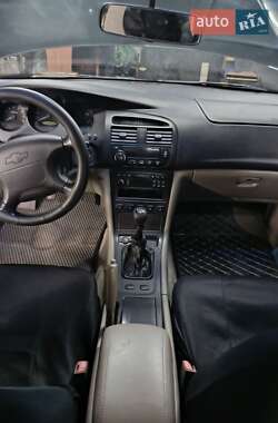 Седан Chevrolet Evanda 2006 в 