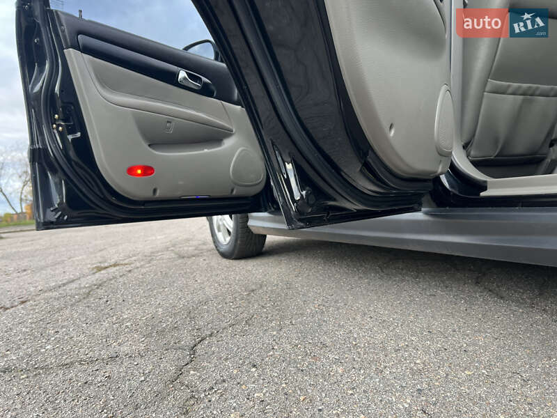 Седан Chevrolet Evanda 2005 в Драбіву фото 23 Седан Chevrolet Evanda 2005 в Драбіву