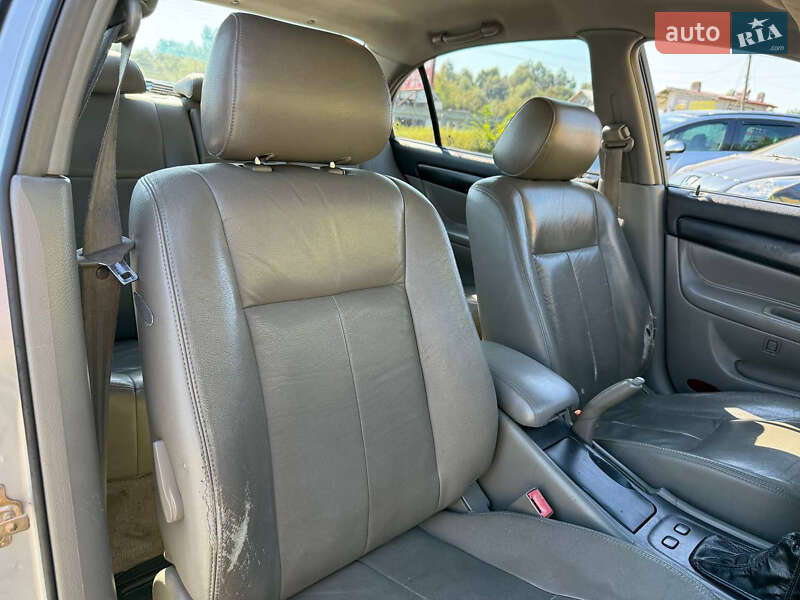 Седан Chevrolet Evanda 2005 в Стрые