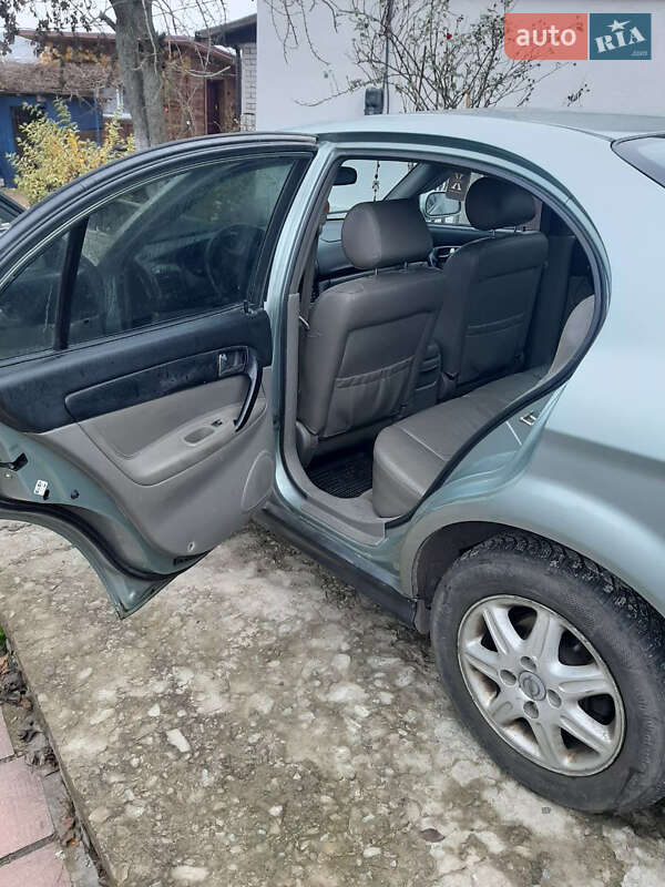 Седан Chevrolet Evanda 2004 в Житомирі фото 7 Седан Chevrolet Evanda 2004 в Житомирі