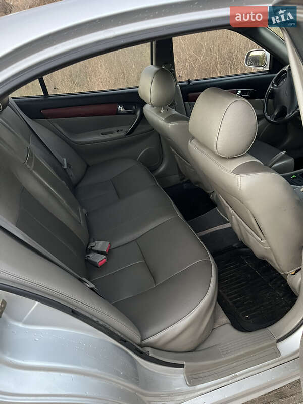 Седан Chevrolet Evanda 2006 в Киеве