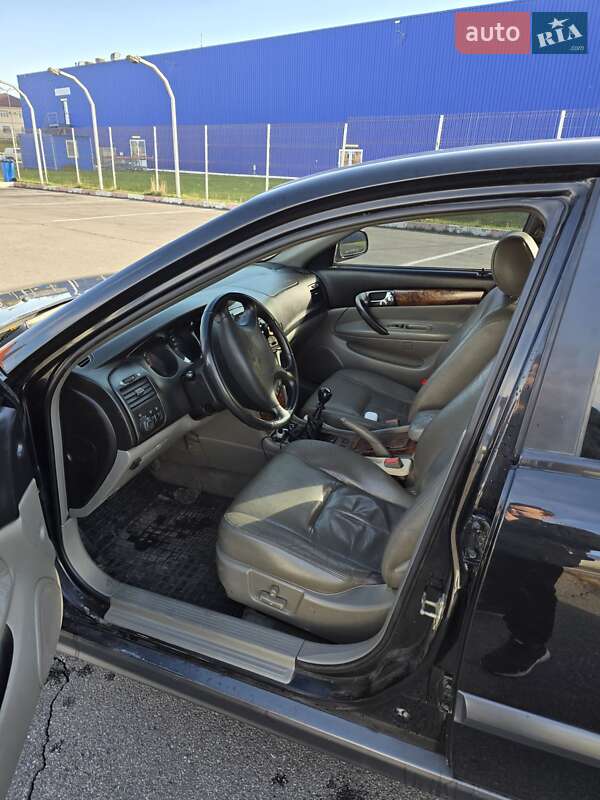 Седан Chevrolet Evanda 2005 в Виннице