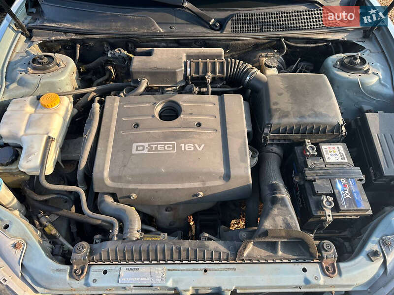 Седан Chevrolet Evanda 2005 в Киеве