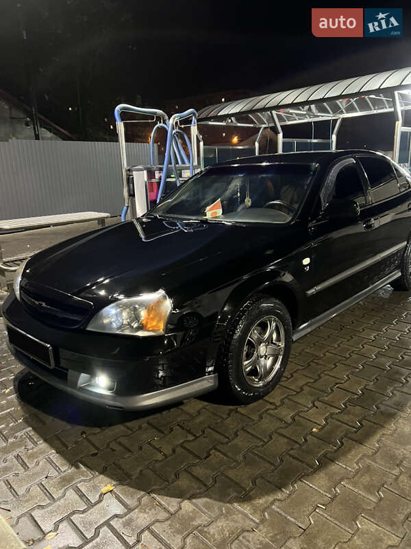 Седан Chevrolet Evanda 2005 в Одессе фото Седан Chevrolet Evanda 2005 в Одессе