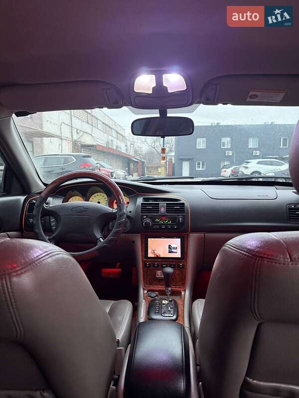 Седан Chevrolet Evanda 2005 в Павлограде