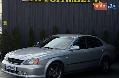 Седан Chevrolet Evanda 2005 в Днепре
