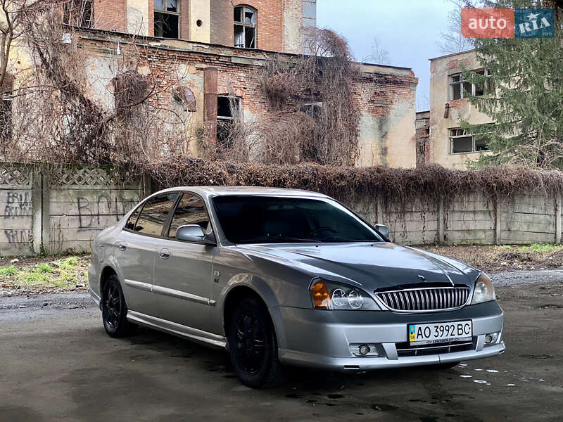 Chevrolet Evanda 2005