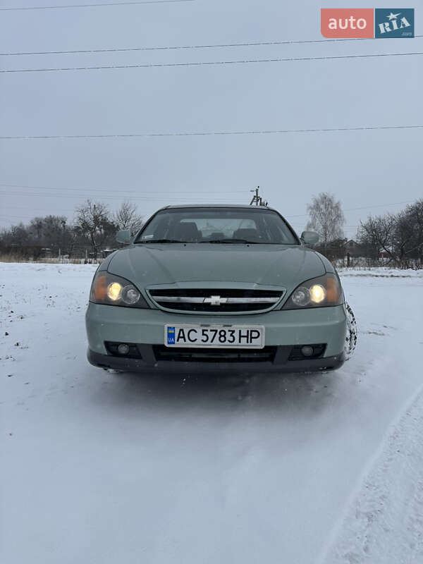 Седан Chevrolet Evanda 2004 в Владимире
