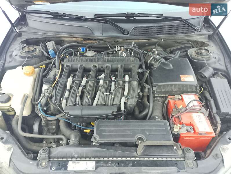 Седан Chevrolet Evanda 2006 в Боярке