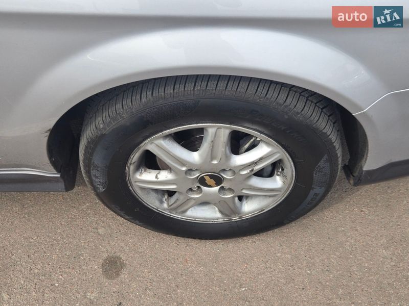 Седан Chevrolet Evanda 2006 в Киеве