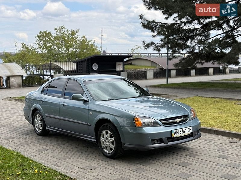 Chevrolet Evanda 2005