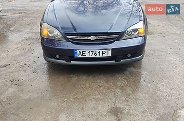 Седан Chevrolet Evanda 2005 в Кривому Розі