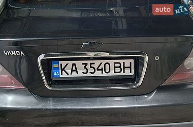Седан Chevrolet Evanda 2006 в Миронівці