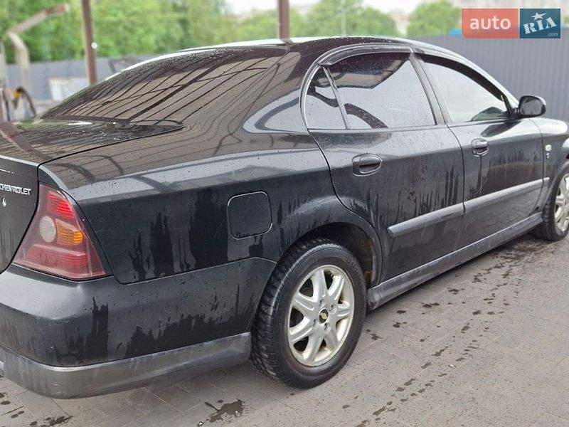 Седан Chevrolet Evanda 2006 в Кременчуге