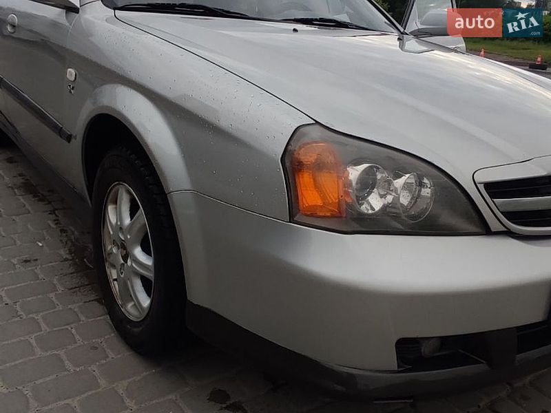 Седан Chevrolet Evanda 2006 в Львові