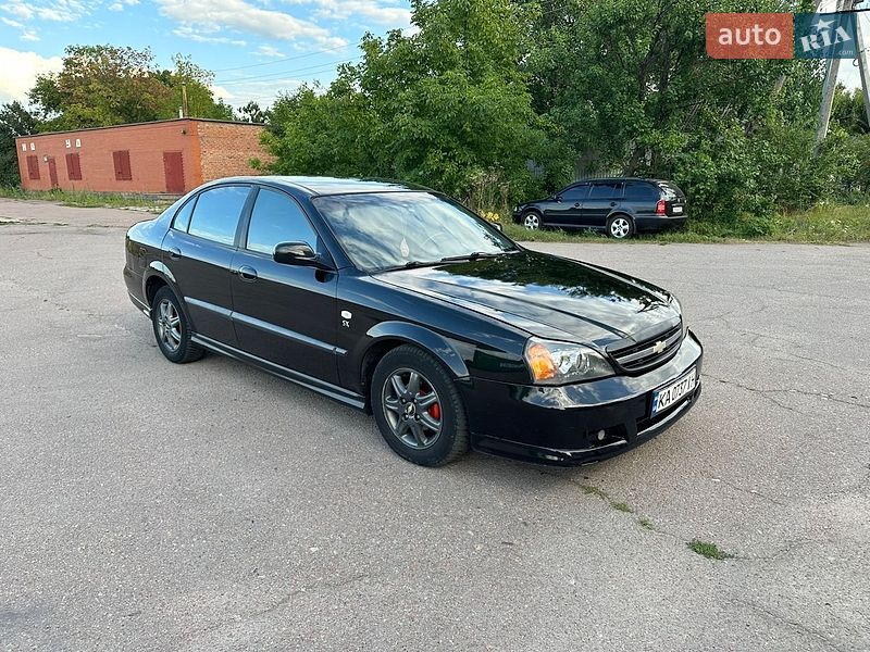 Седан Chevrolet Evanda 2005 в Прилуках