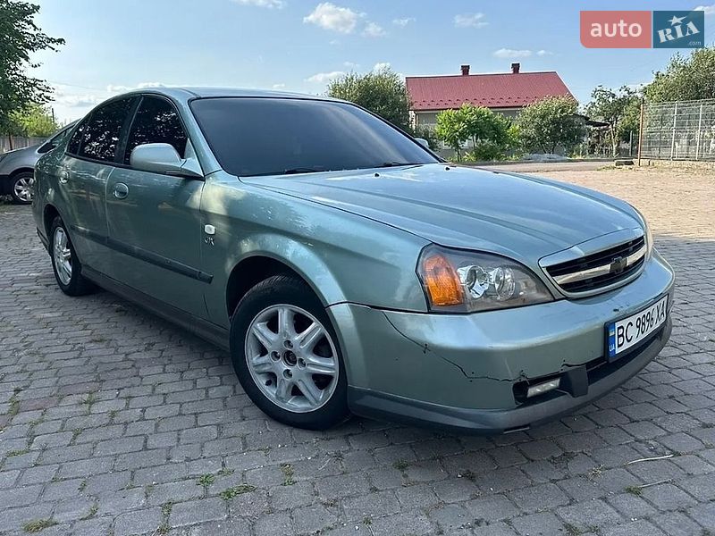 Седан Chevrolet Evanda 2005 в Буске