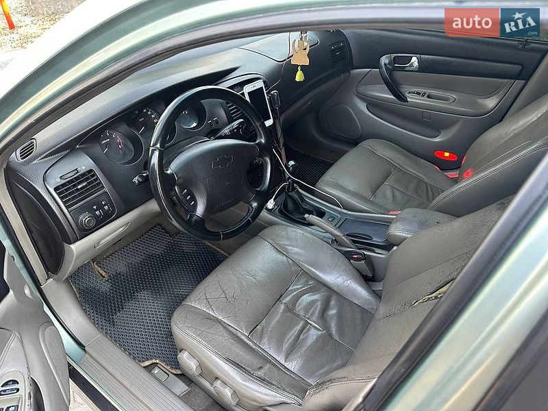 Седан Chevrolet Evanda 2005 в Буске