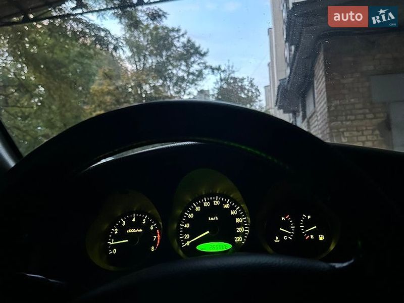 Седан Chevrolet Evanda 2006 в Києві фото 8 Седан Chevrolet Evanda 2006 в Києві