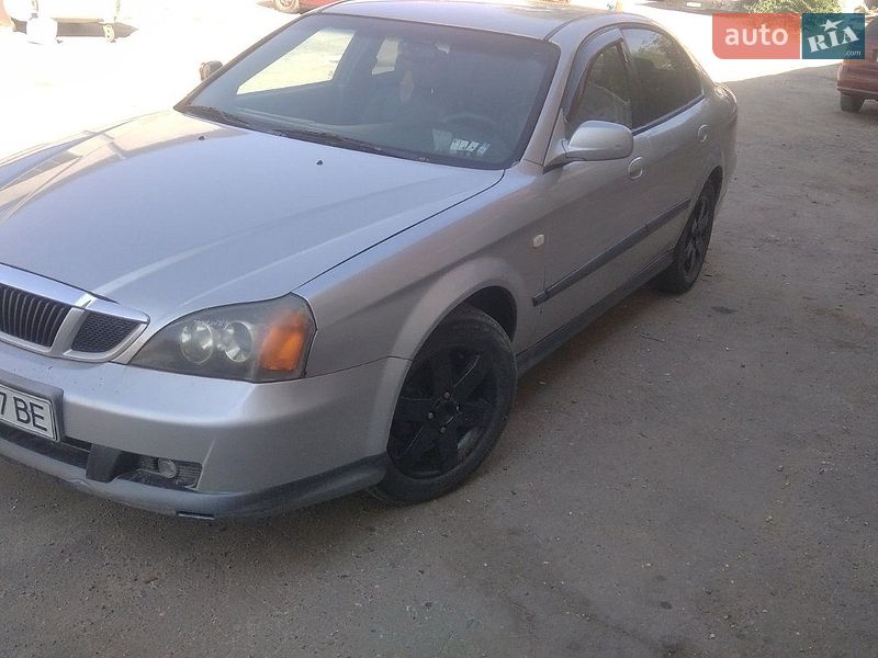 Седан Chevrolet Evanda 2005 в Тернополе