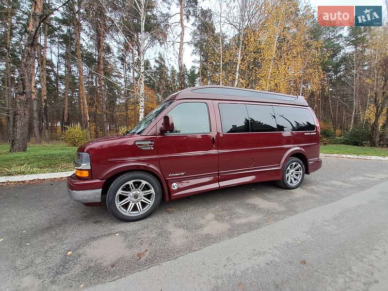 Минивэн Chevrolet Express 2018 в Киеве фото 2 Минивэн Chevrolet Express 2018 в Киеве
