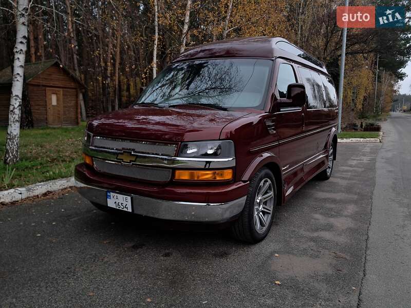 Минивэн Chevrolet Express 2018 в Киеве фото 7 Минивэн Chevrolet Express 2018 в Киеве