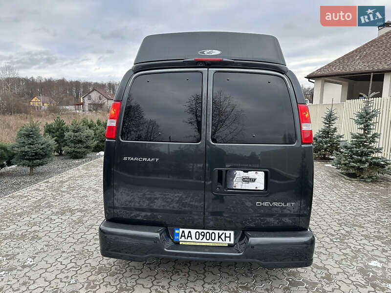 Минивэн Chevrolet Express 2004 в Киеве