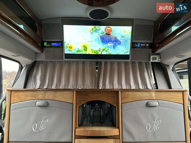 Минивэн Chevrolet Express 2004 в Киеве