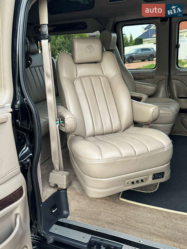 Минивэн Chevrolet Express 2013 в Киеве