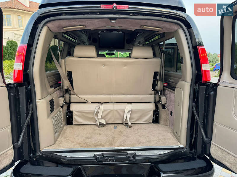 Минивэн Chevrolet Express 2013 в Киеве