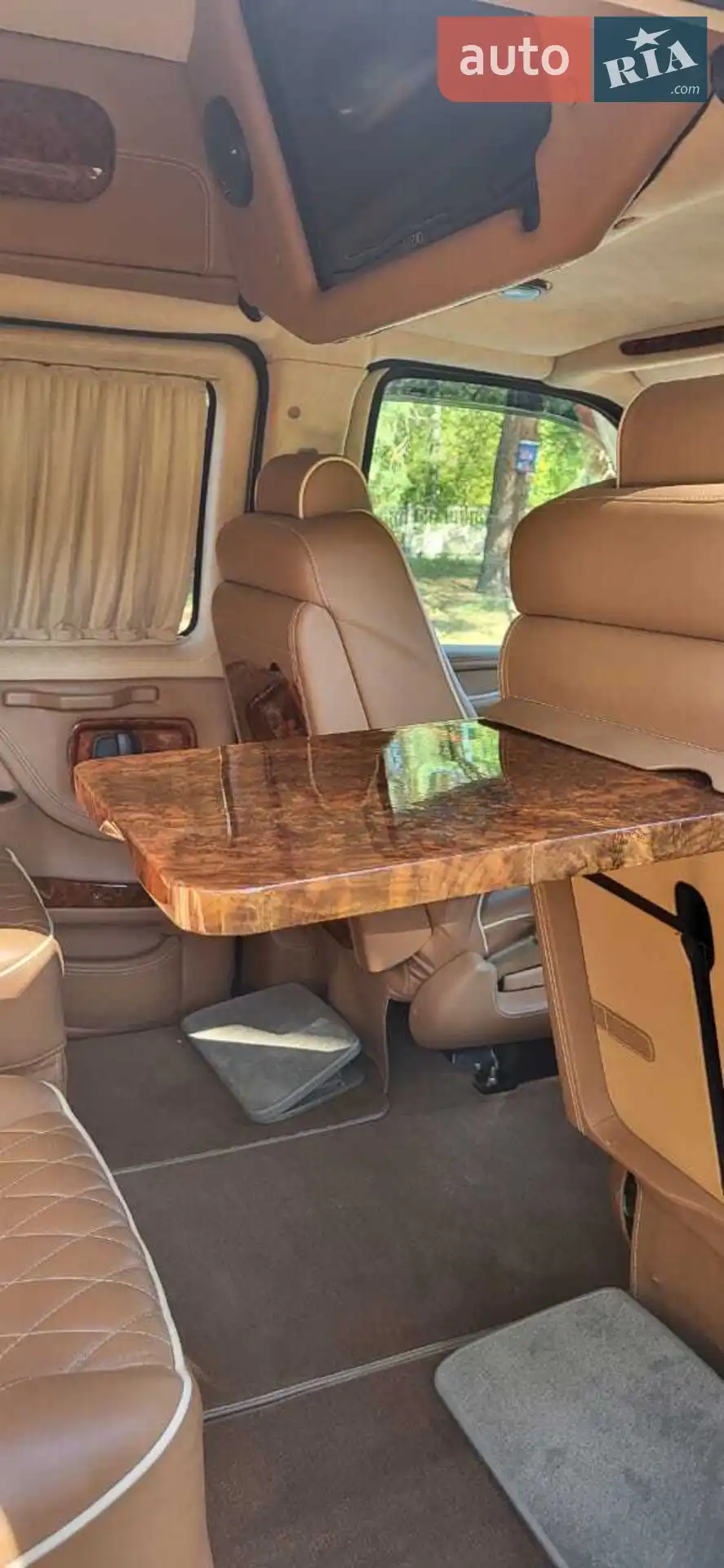 2011 Chevrolet Express - мініатюра 17