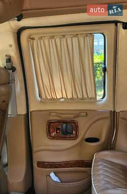 Минивэн Chevrolet Express 2011 в 