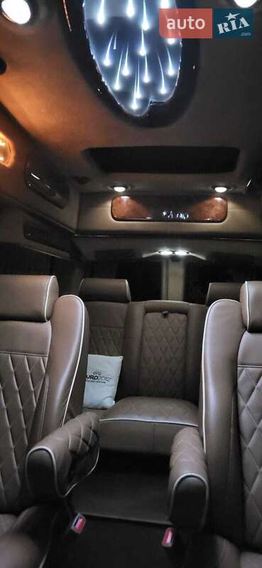 Минивэн Chevrolet Express 2011 в Киеве
