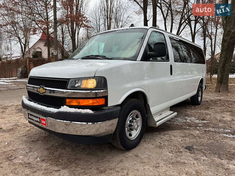 Мінівен Chevrolet Express 2018 в Києві